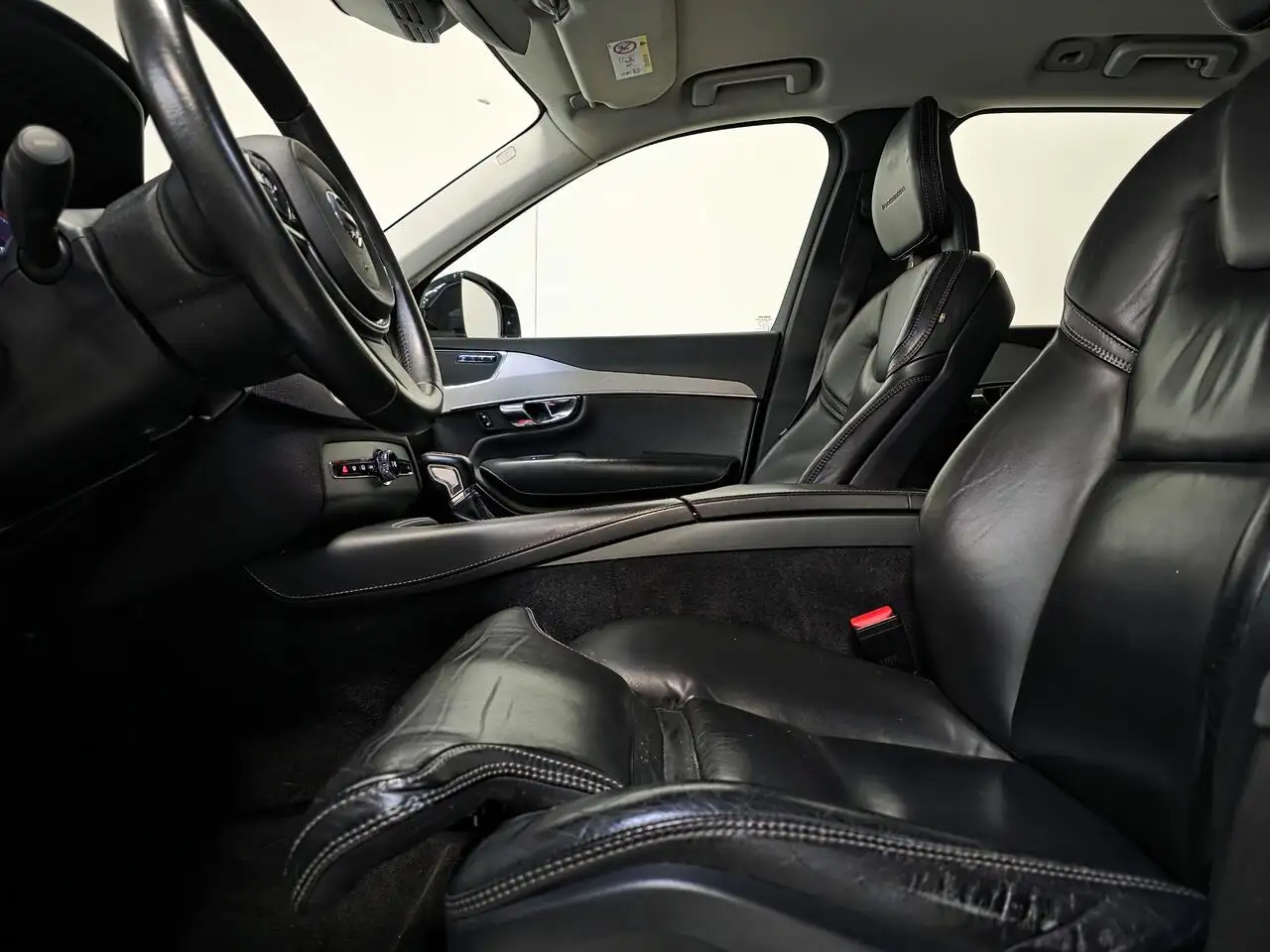 Volvo XC90 - 9