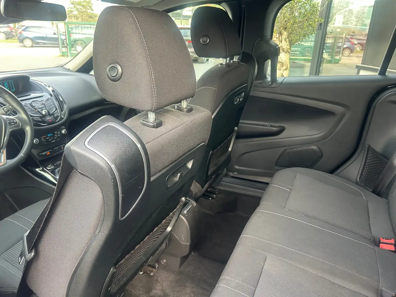 Ford B-Max - 11