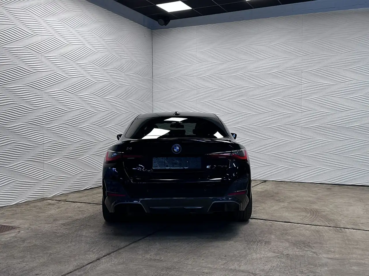 BMW i4 - 10
