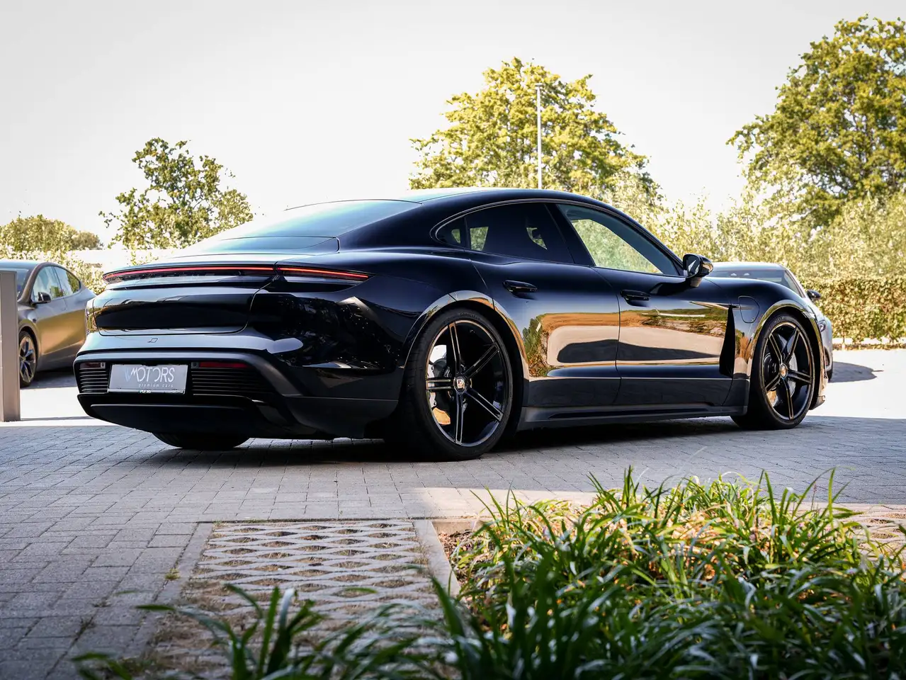 Porsche Taycan - 5
