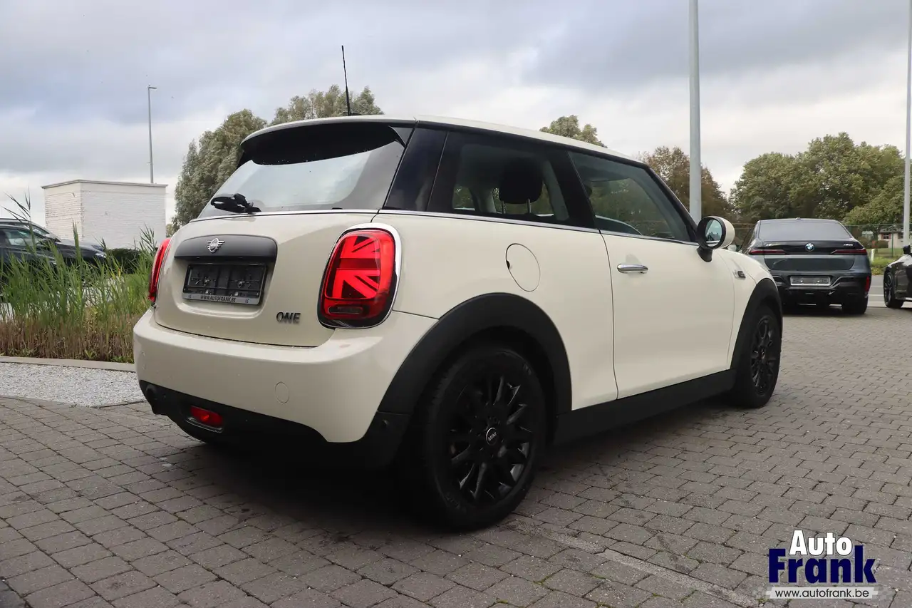 MINI One - 7
