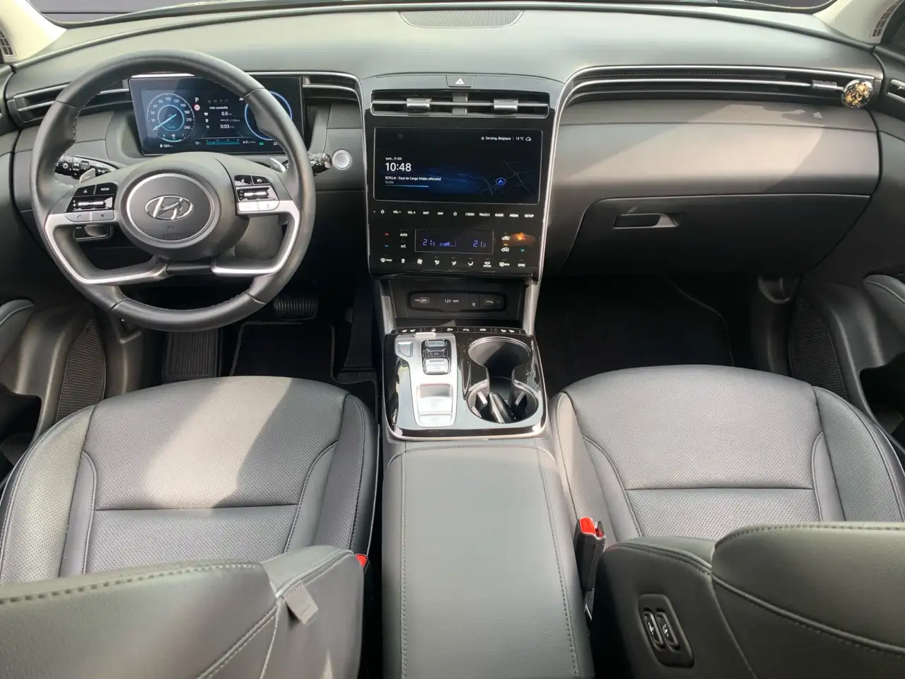 Hyundai TUCSON - 8
