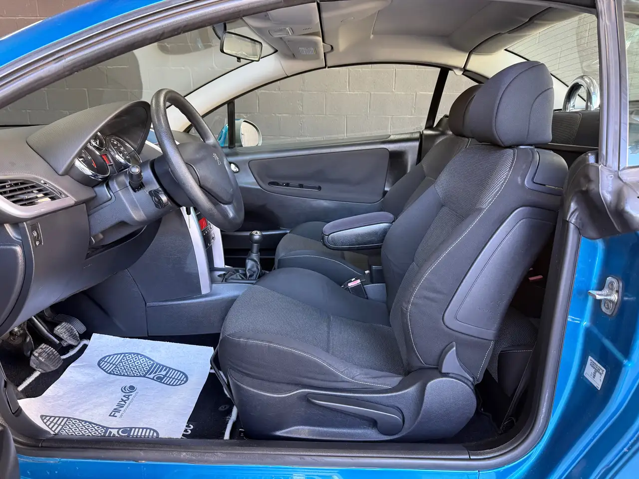 Peugeot 207 - 10
