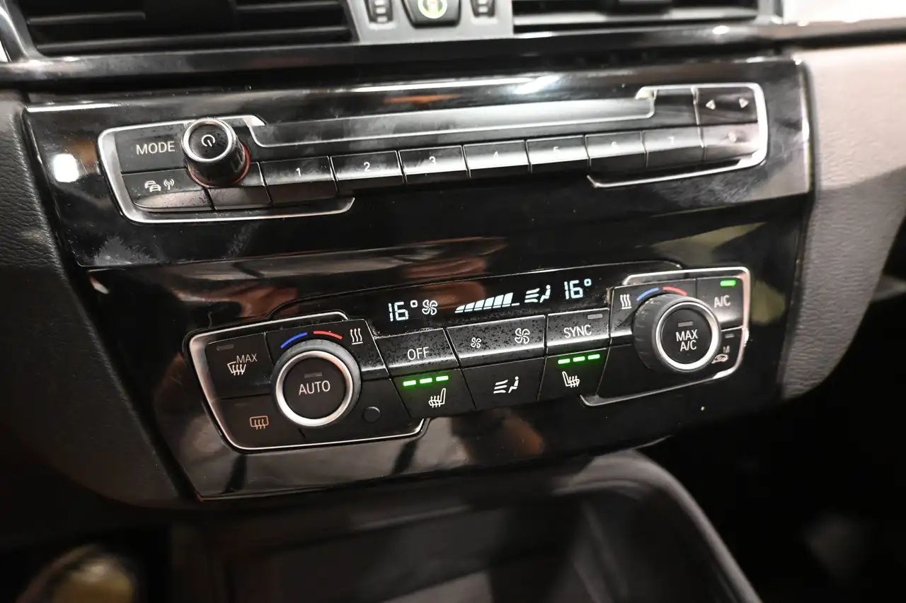 BMW X1 - 12