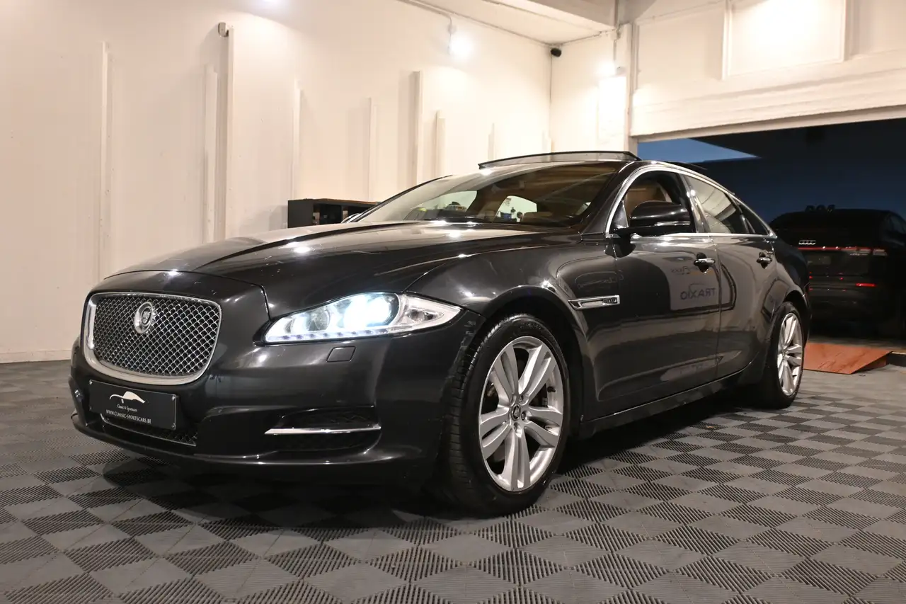 Jaguar XJ - 5