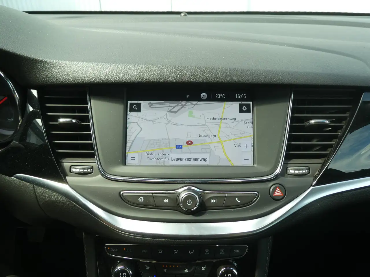 Opel Astra - 9