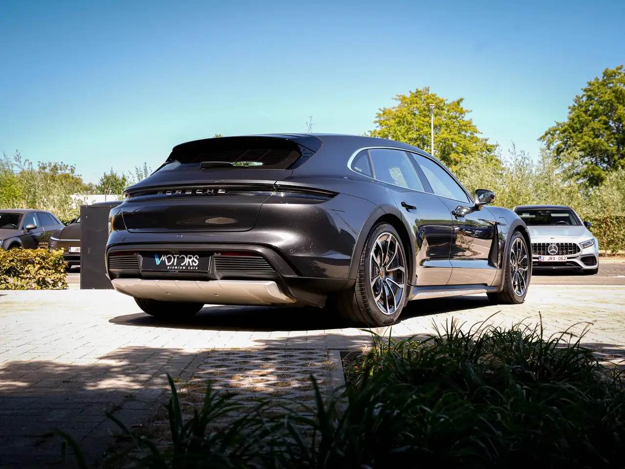 Porsche Taycan - 6