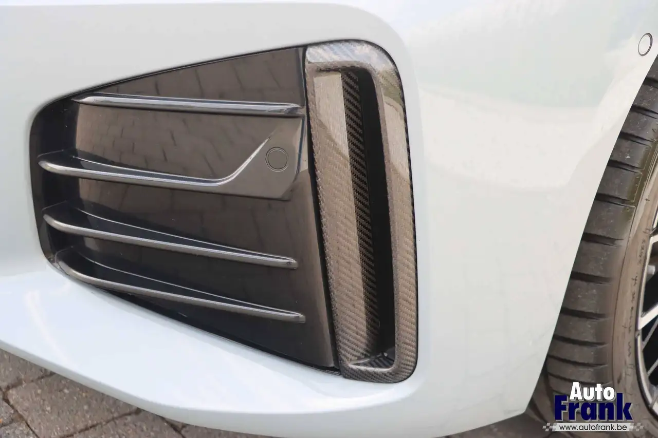 BMW i4 - 11