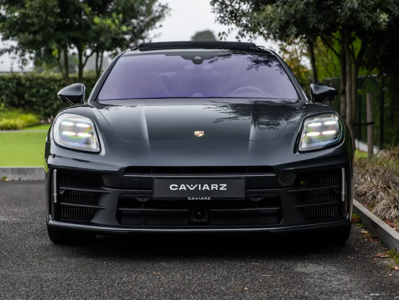 Porsche Panamera - 4