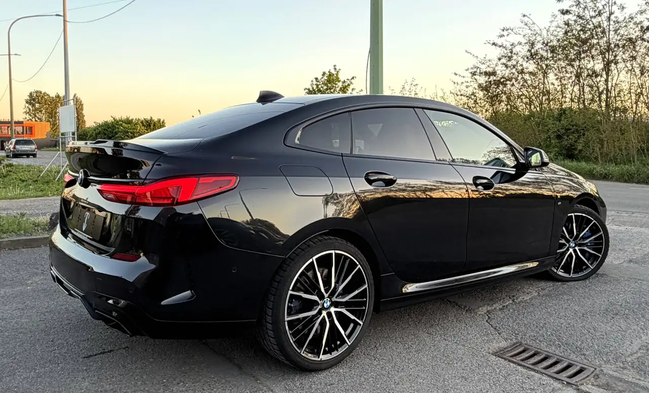 BMW 235 - 10
