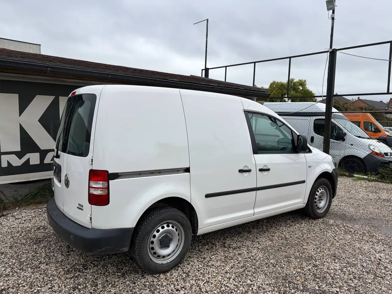 Volkswagen Caddy - 4
