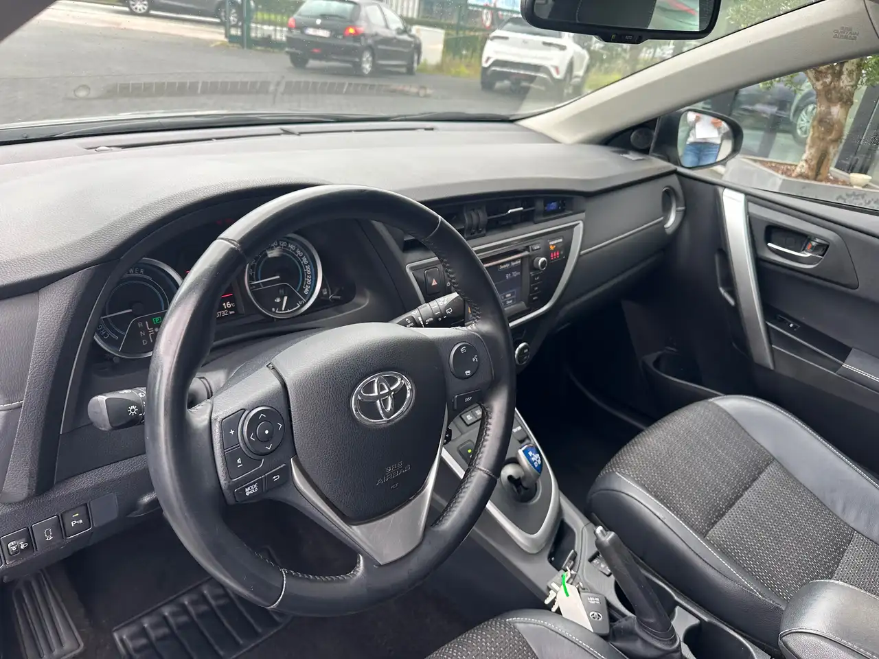 Toyota Auris - 8