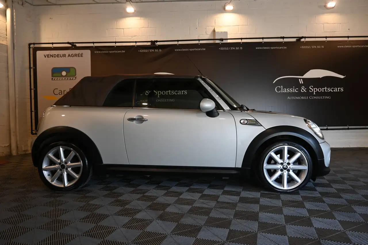 MINI Cooper D Cabrio - 8