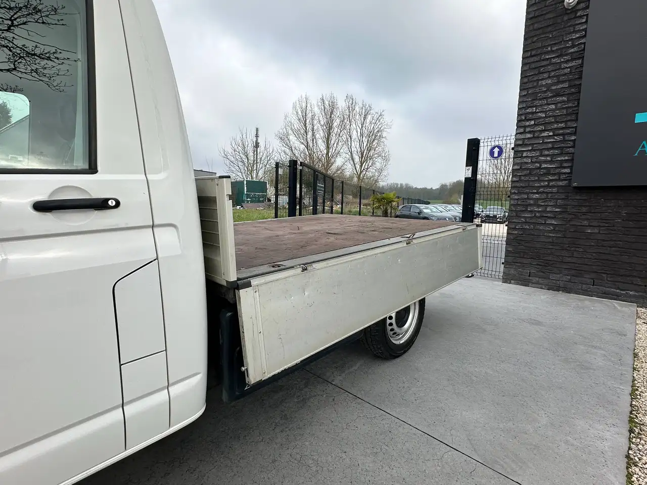 Volkswagen T6 Transporter - 11