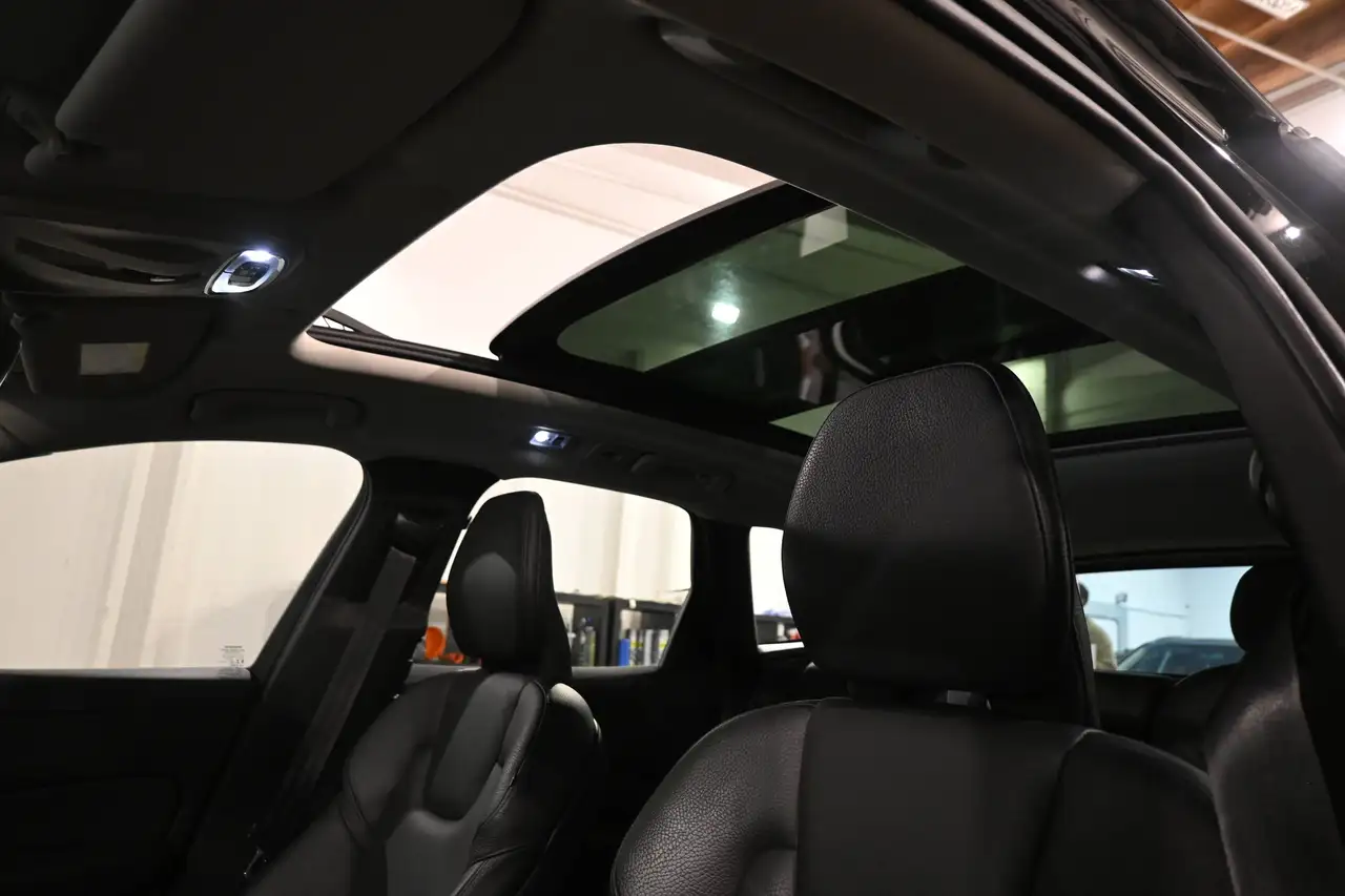 Volvo XC60 - 11