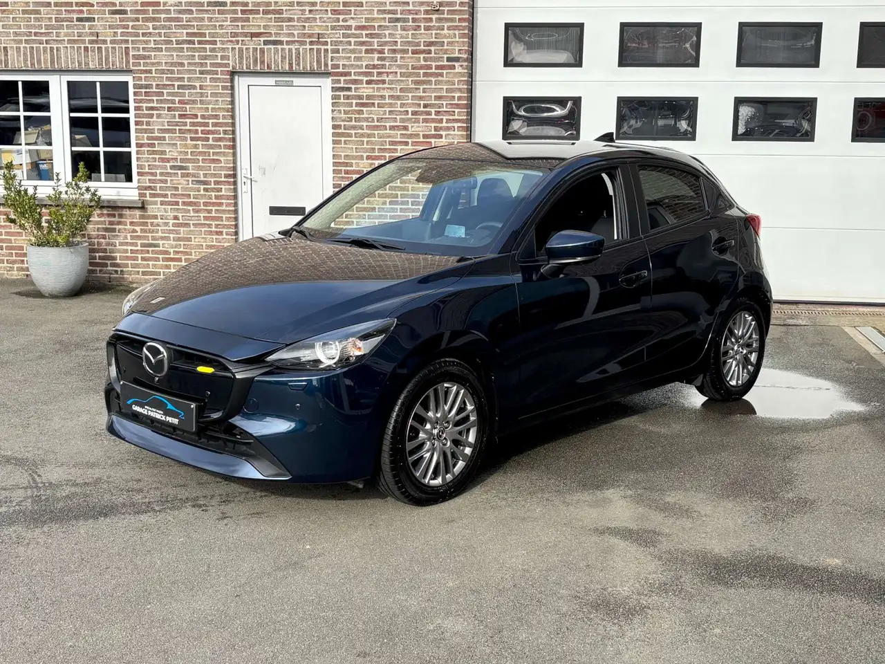 Mazda 2 - 3
