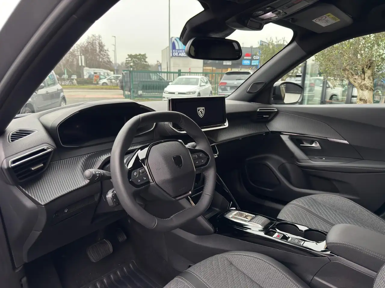 Peugeot 2008 - 9