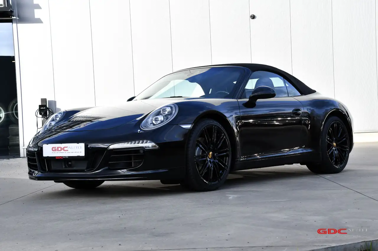 Porsche 911 - 4