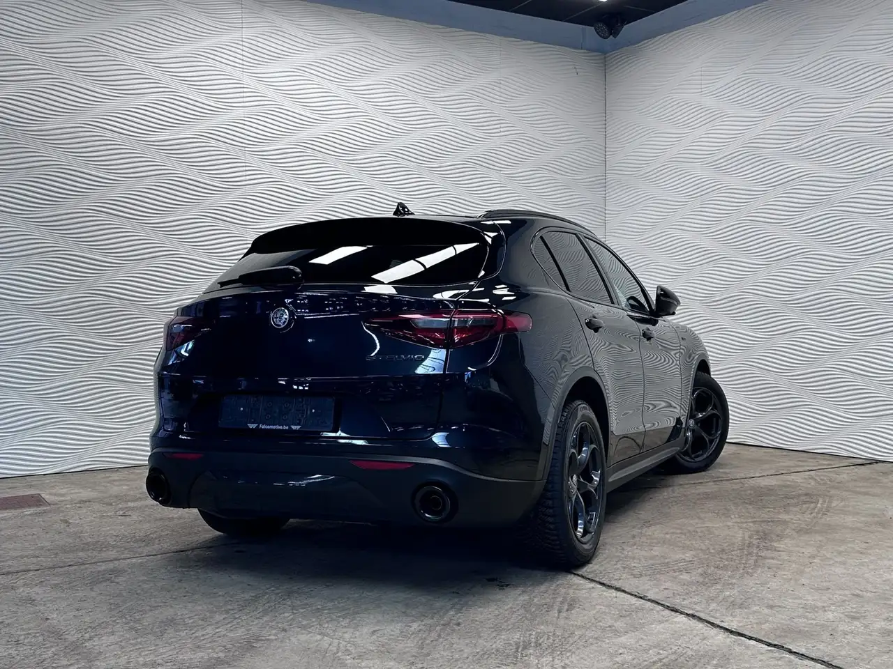 Alfa Romeo Stelvio - 10