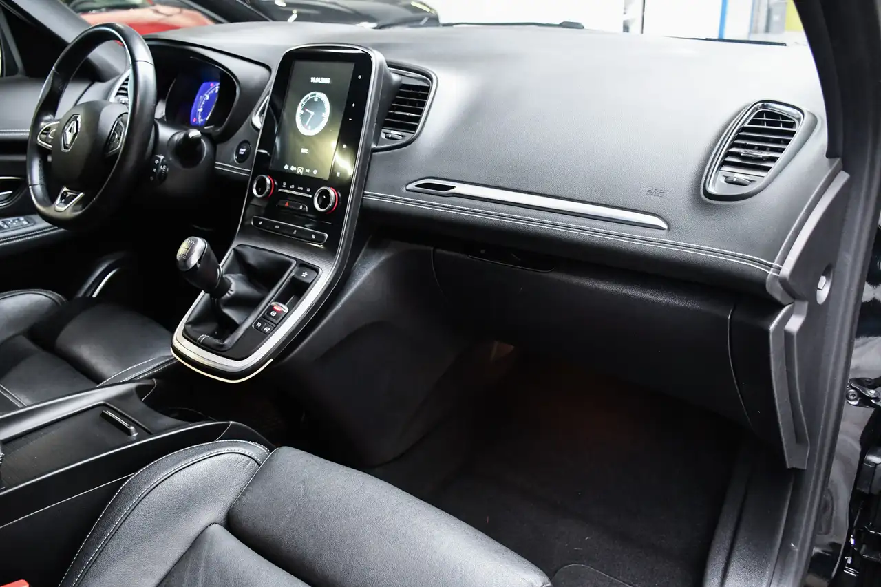 Renault Grand Scenic - 7