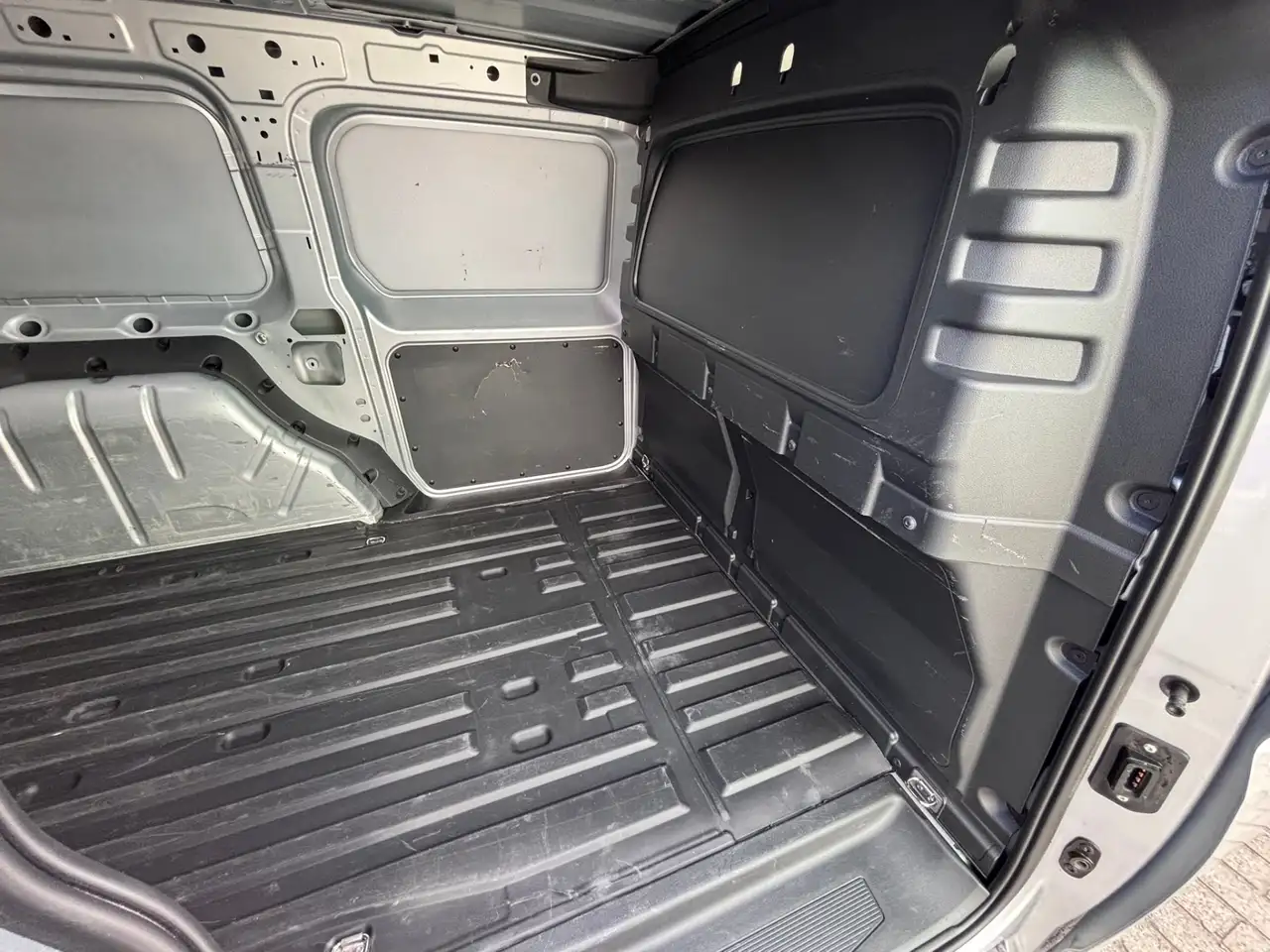 Ford Transit Connect - 7