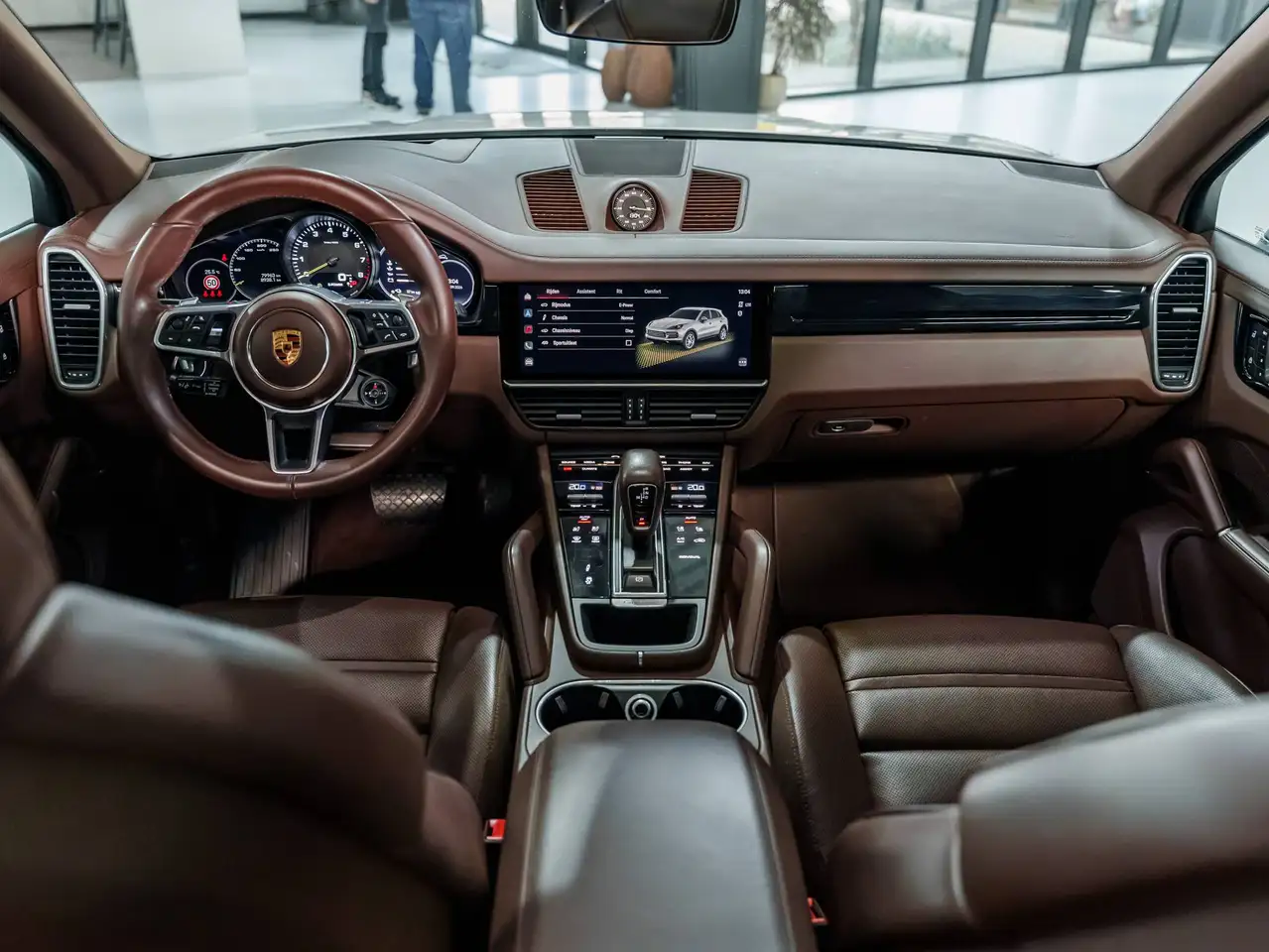Porsche Cayenne - 11