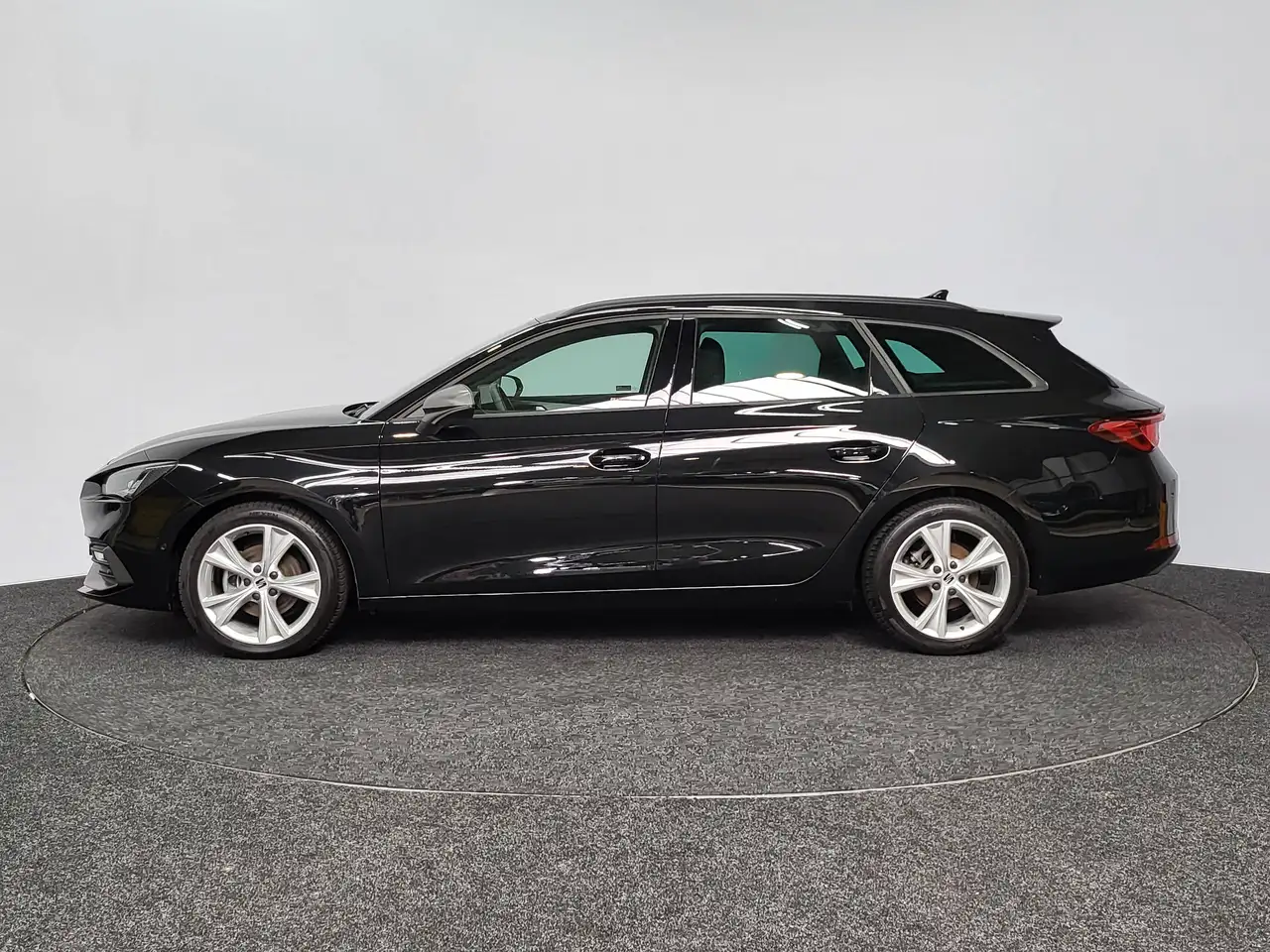 SEAT Leon - 3