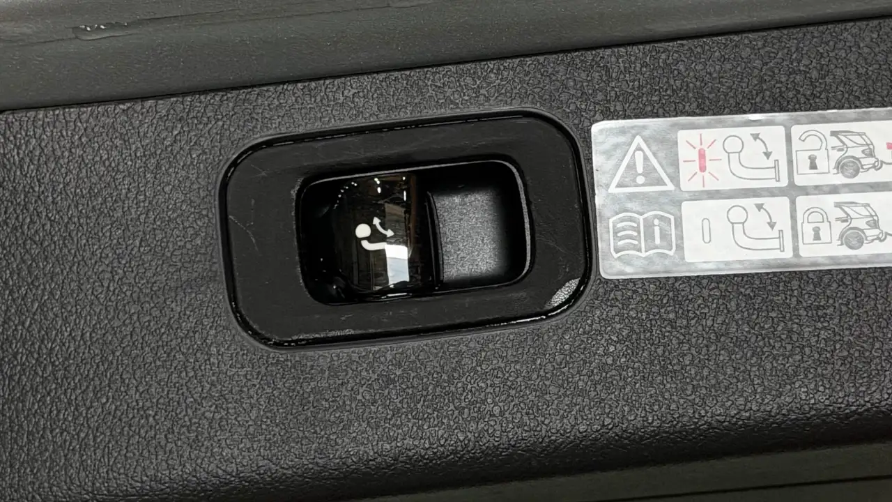 Mercedes-Benz C 200 - 12