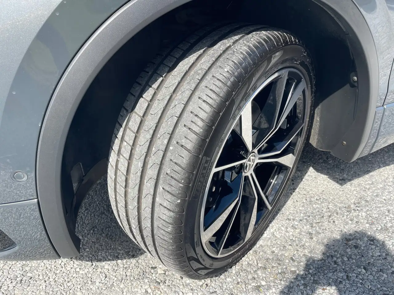 Volkswagen Tiguan - 10
