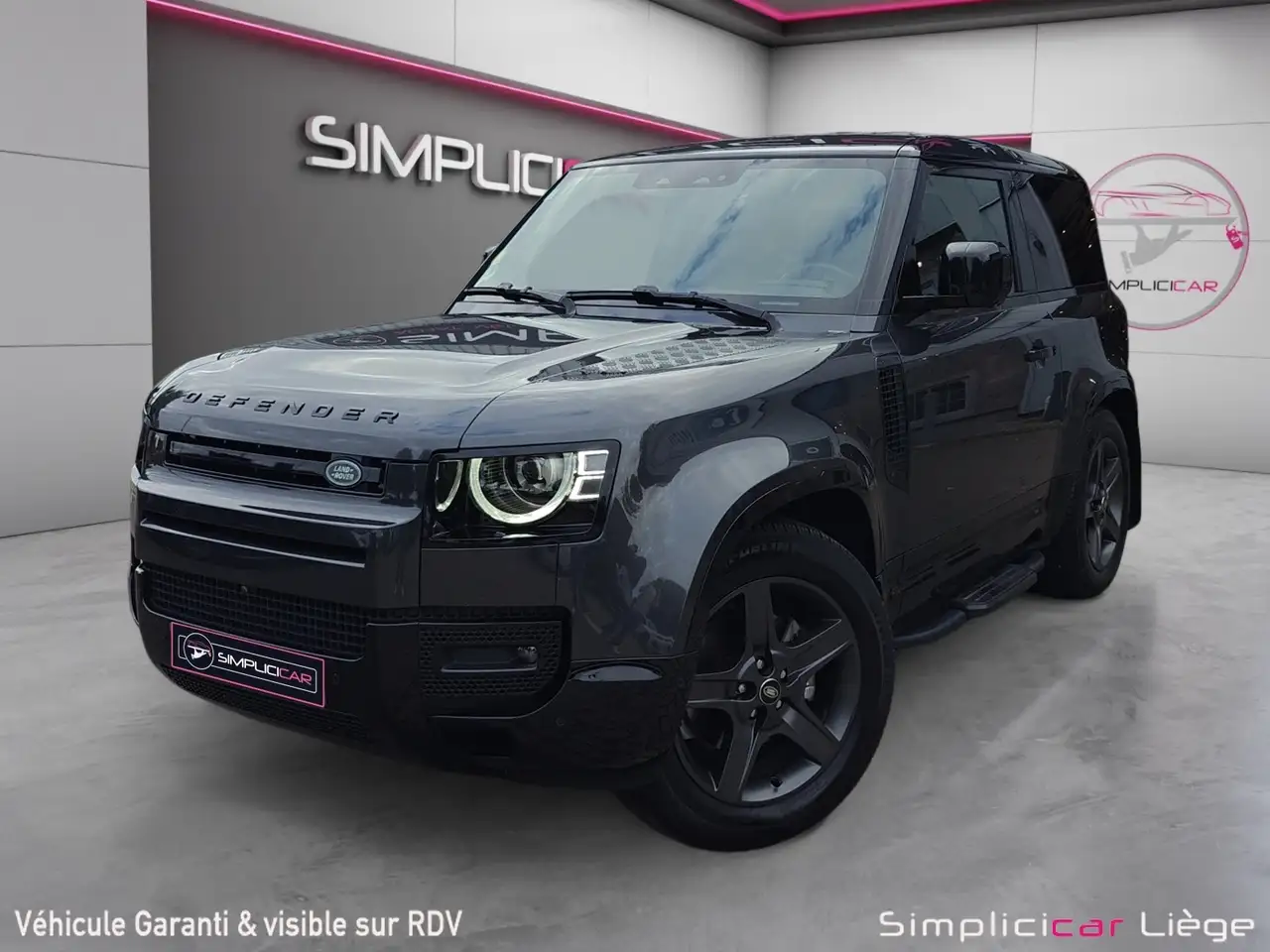 Land Rover Defender - 3