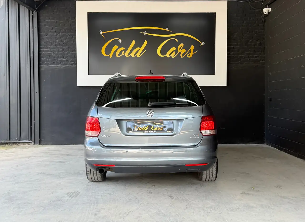 Volkswagen Golf - 5