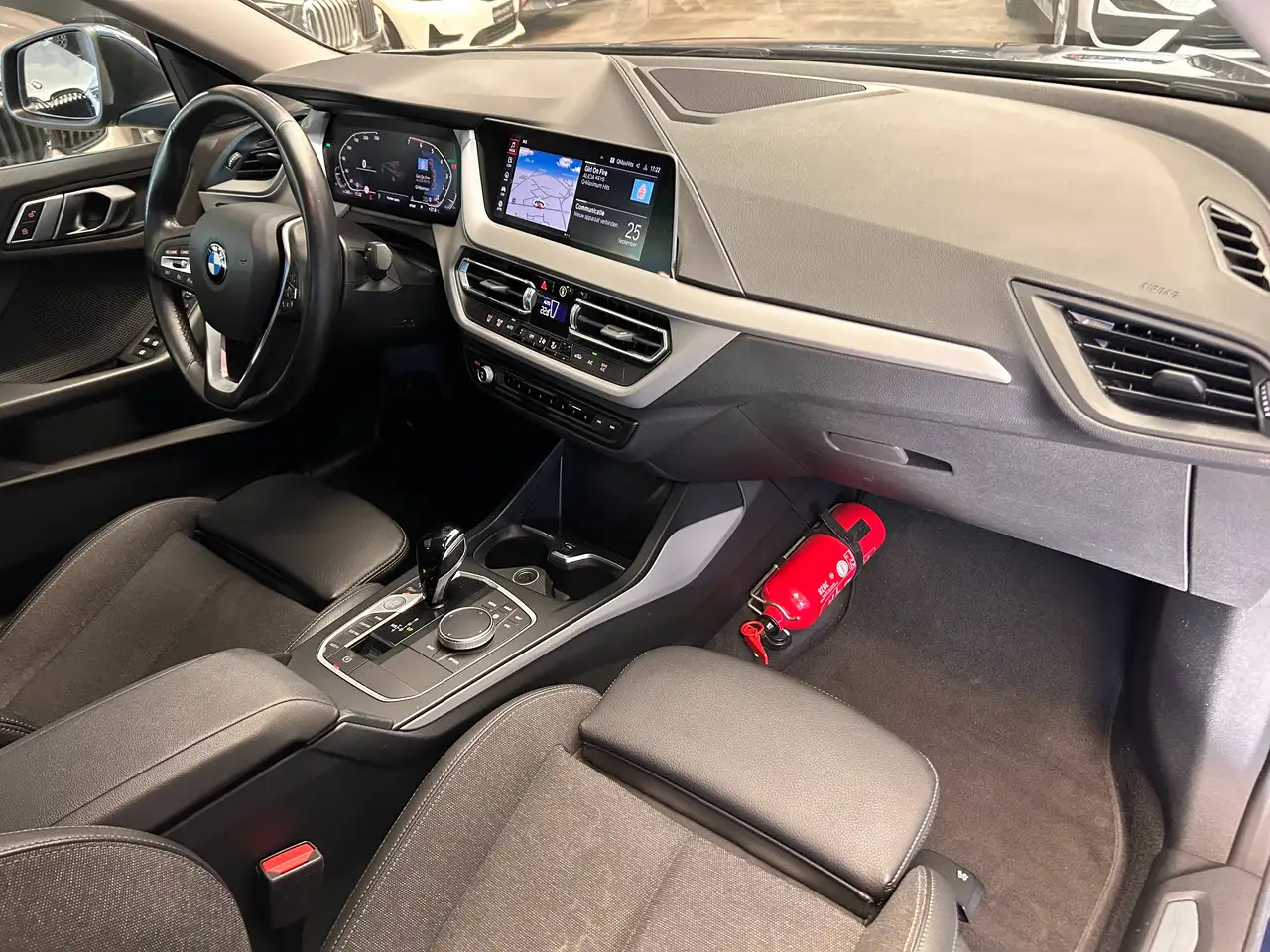 BMW 218 - 10