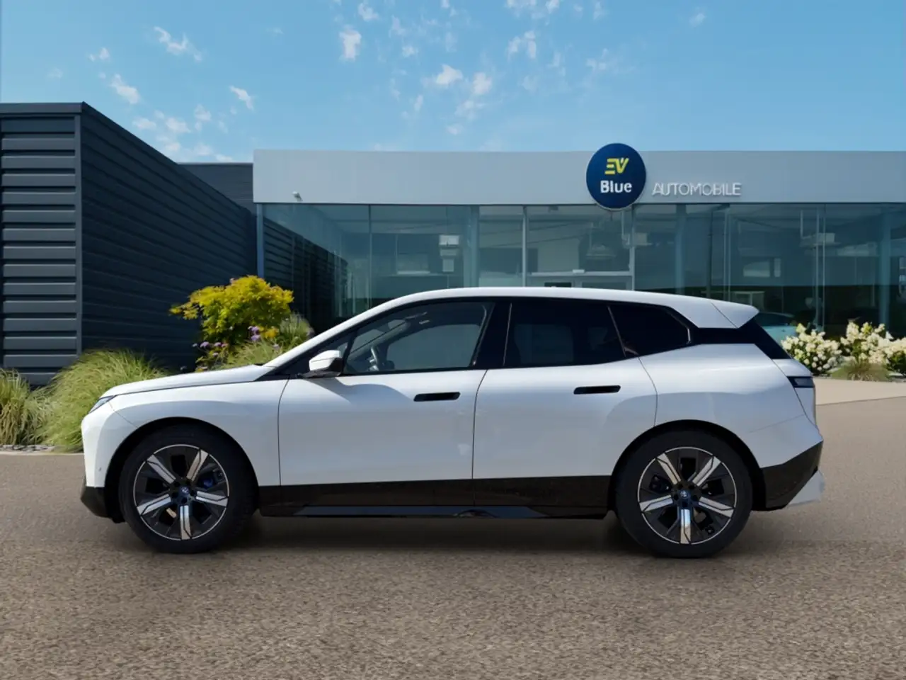 BMW iX - 3