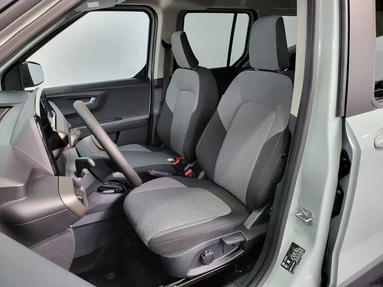 Ford Tourneo Courier - 12