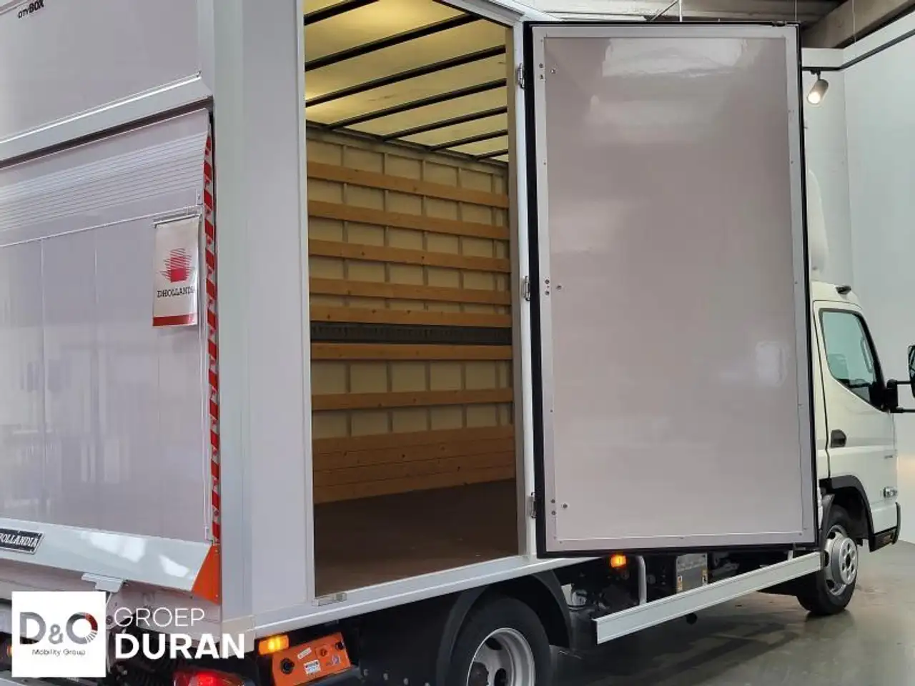 Mitsubishi Canter - 8