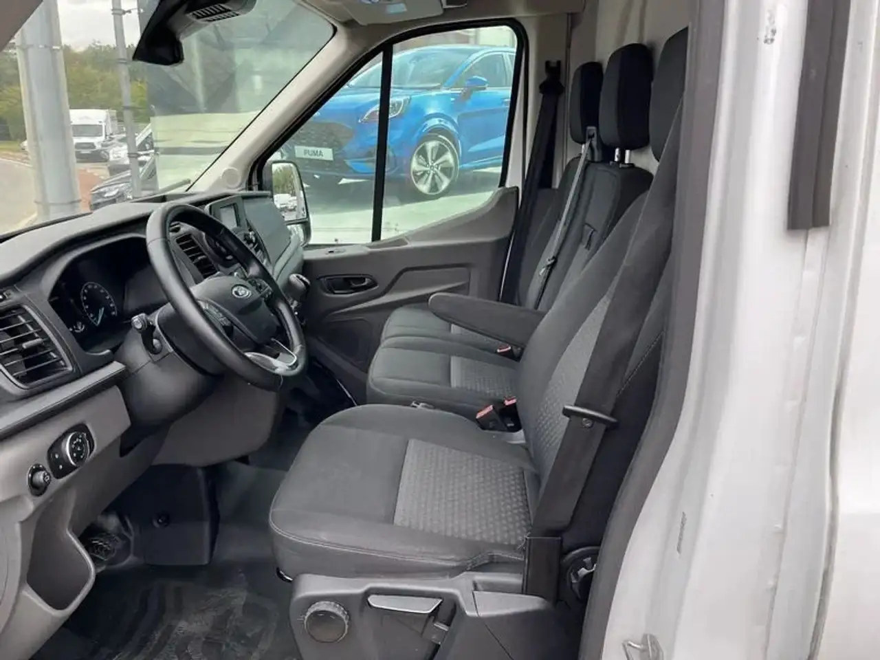 Ford Transit - 12