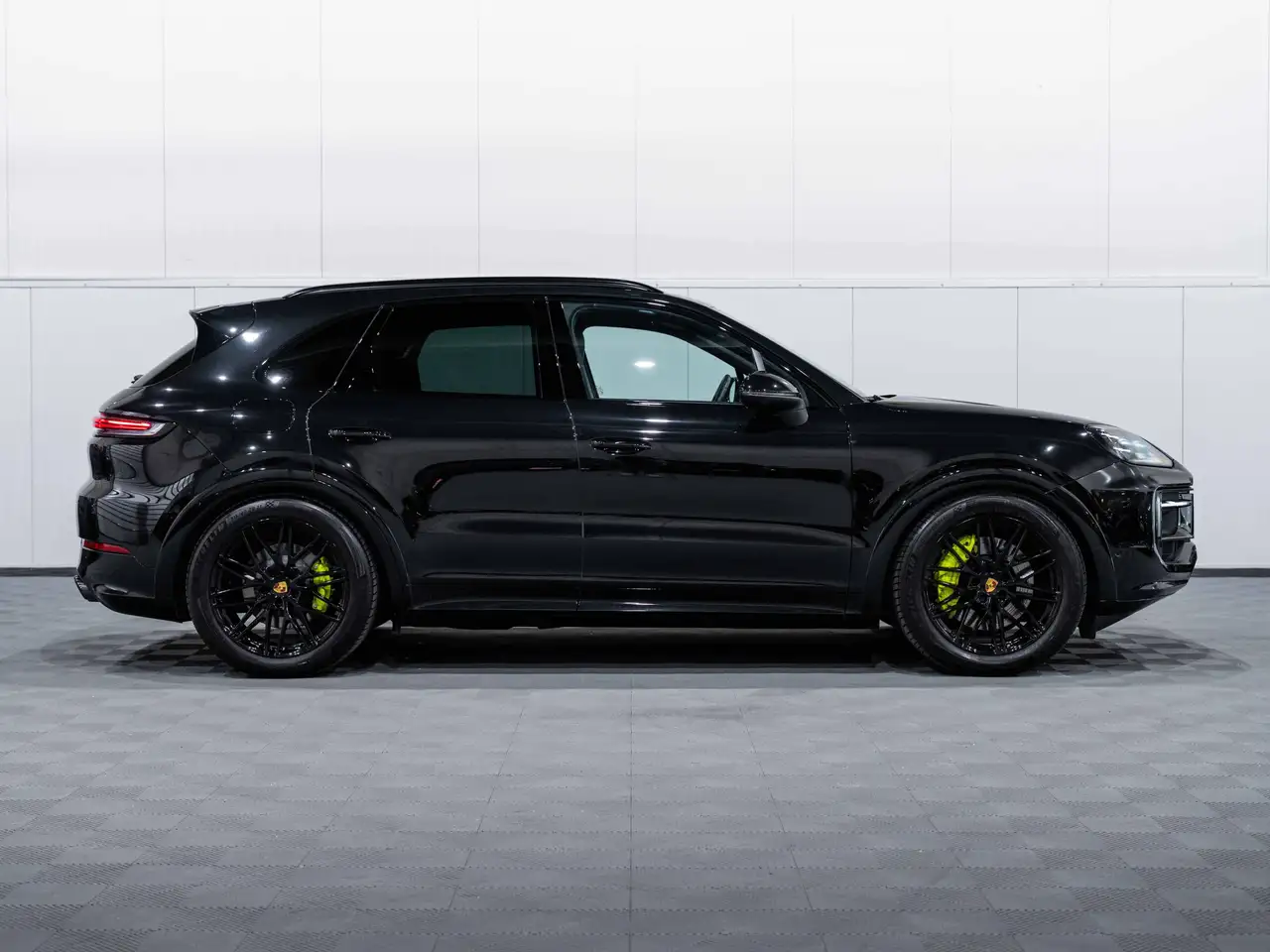 Porsche Cayenne - 7
