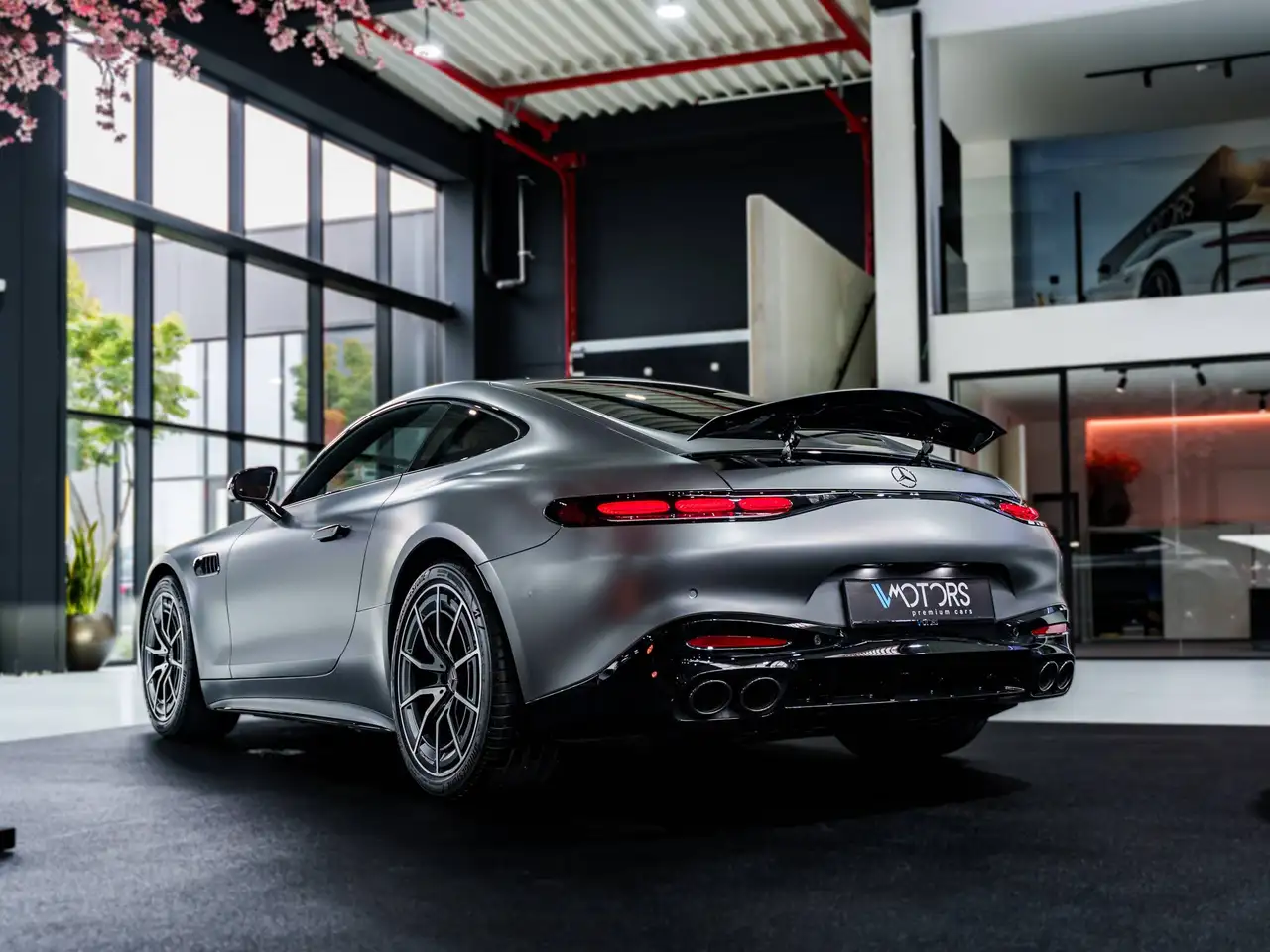 Mercedes-Benz AMG GT - 4