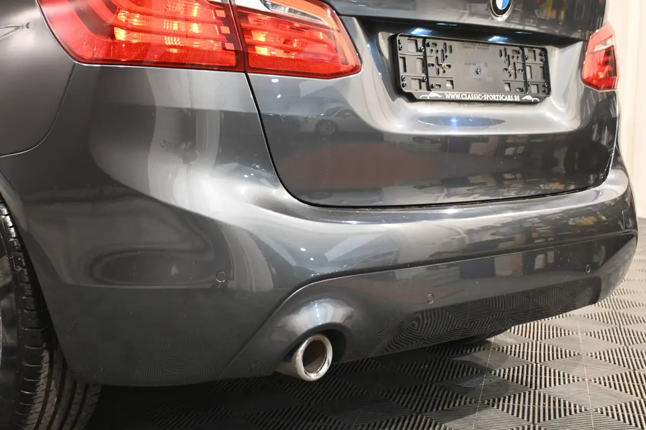 BMW 216 - 9