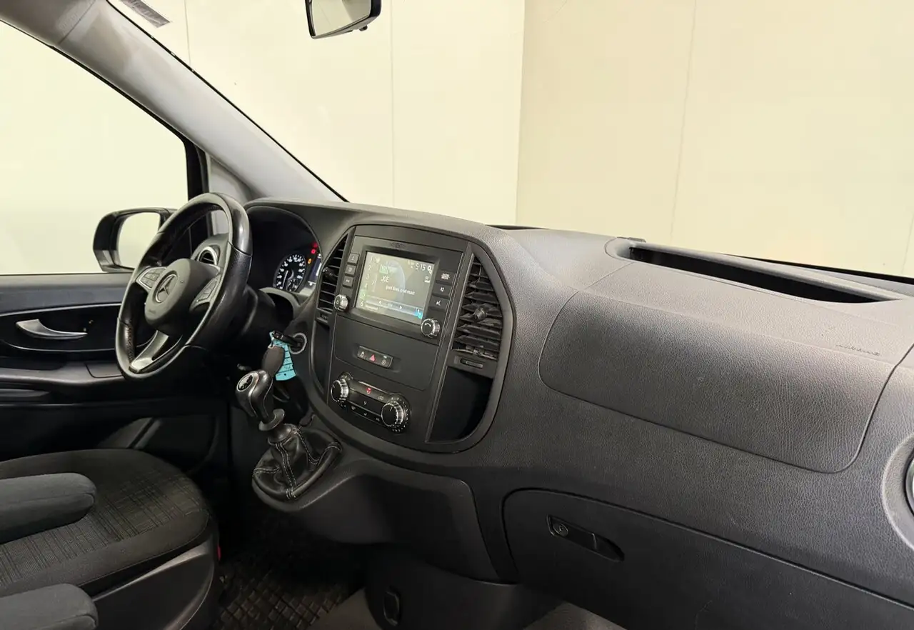 Mercedes-Benz Vito - 12