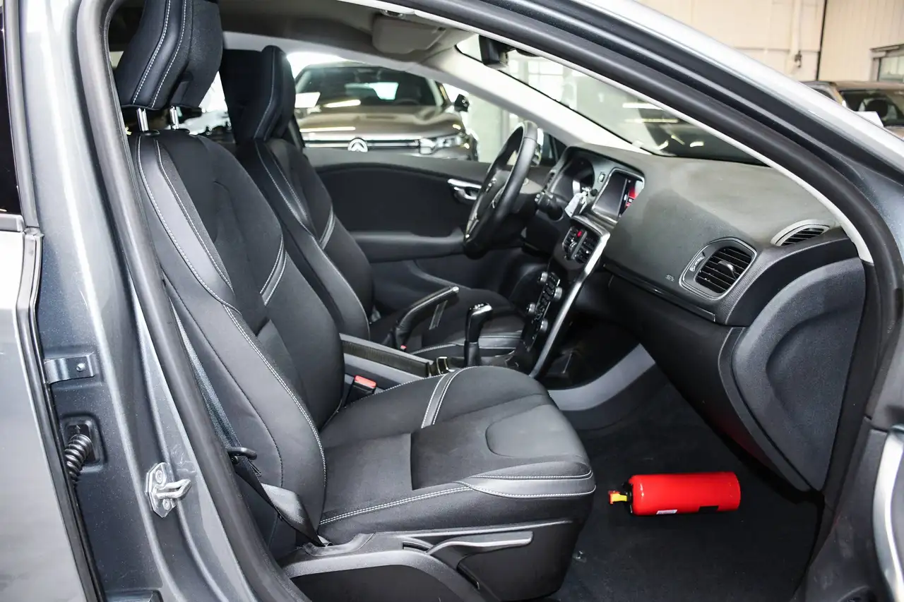 Volvo V40 - 6