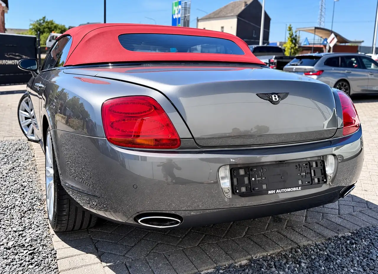 Bentley Continental GTC - 8