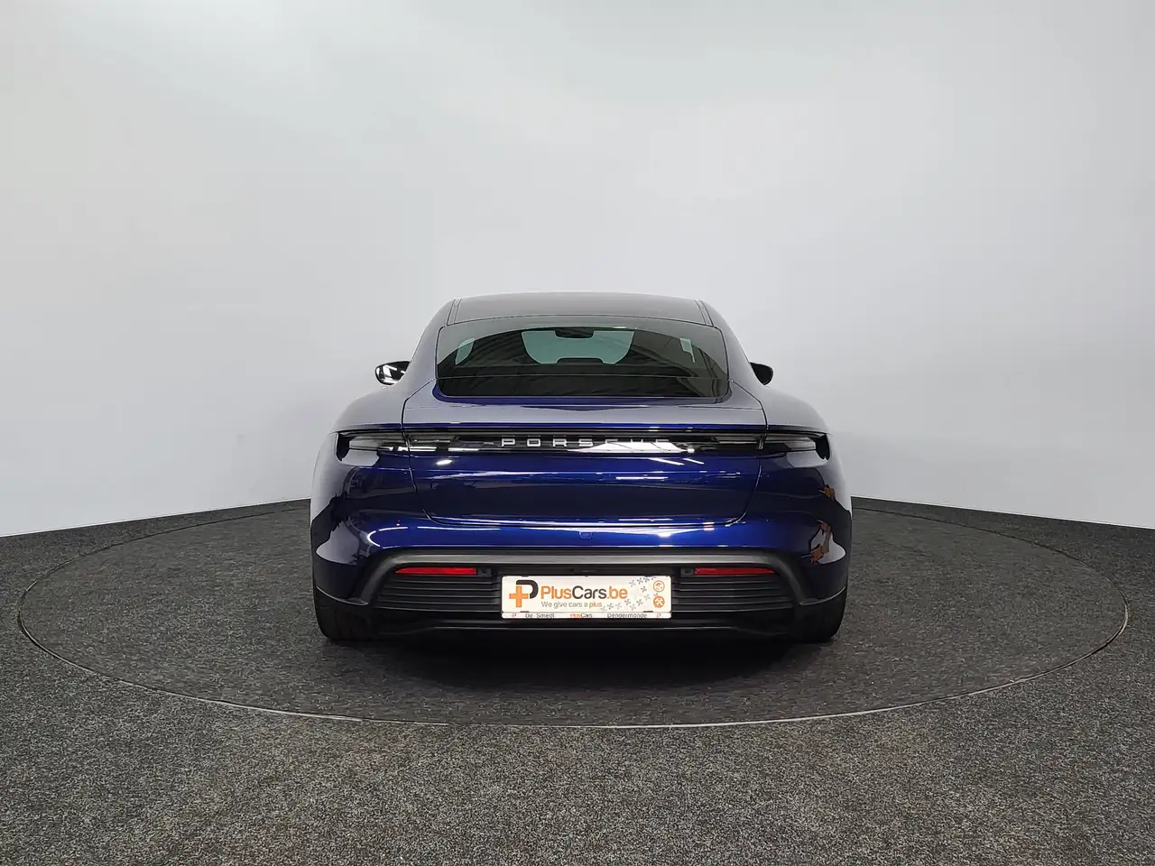Porsche Taycan - 5