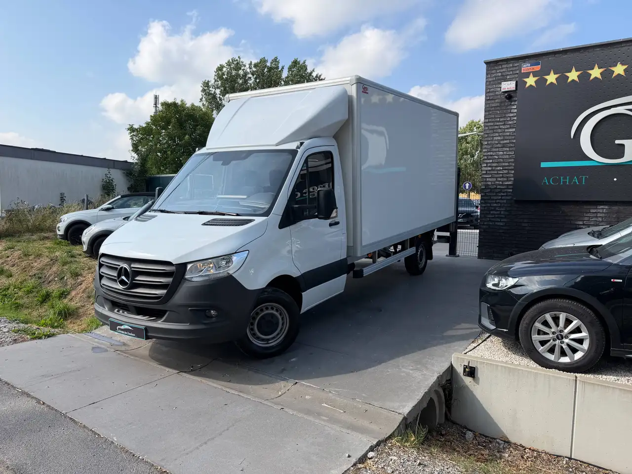 Mercedes-Benz Sprinter - 8