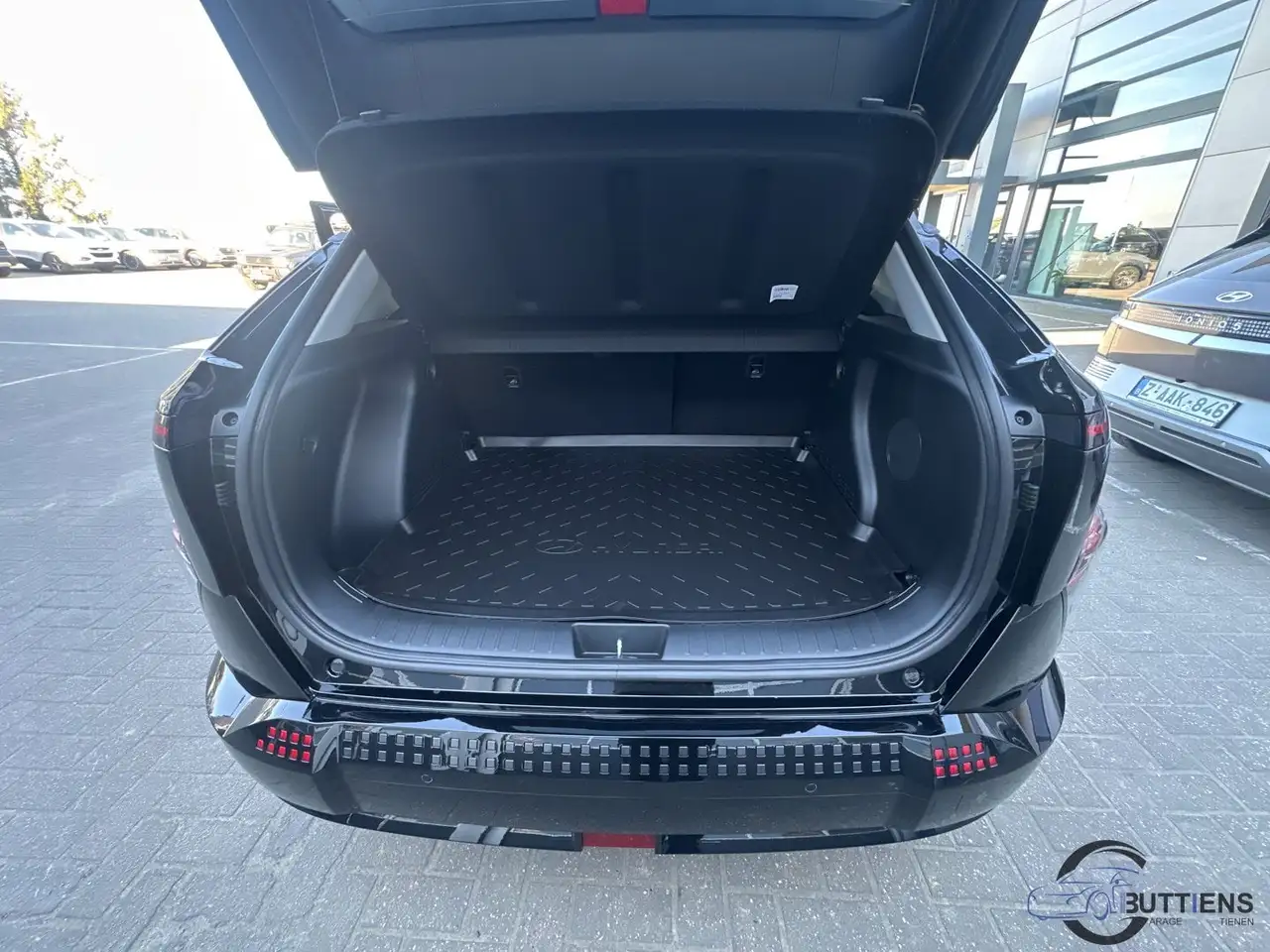 Hyundai KONA - 10