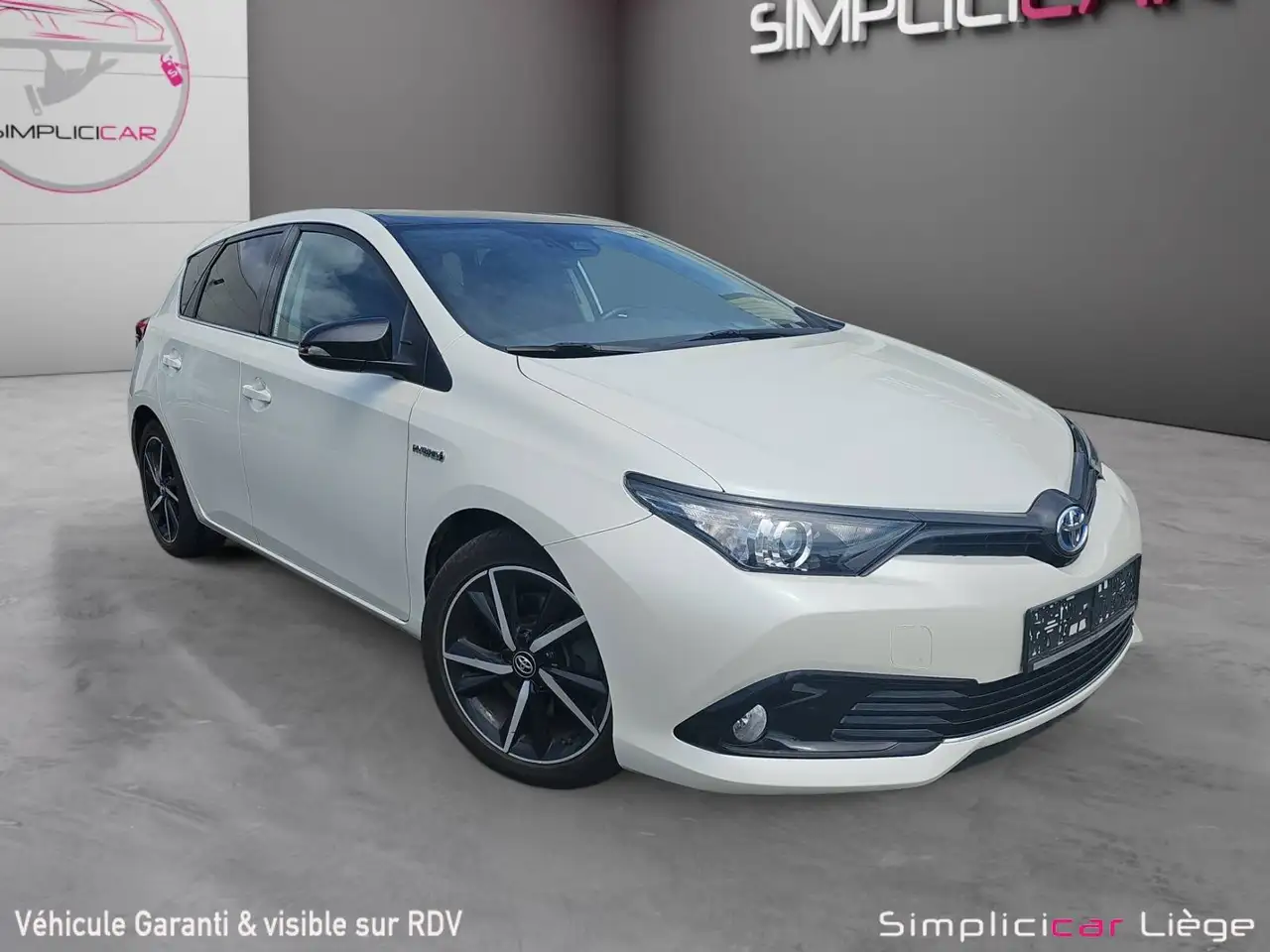 Toyota Auris - 1