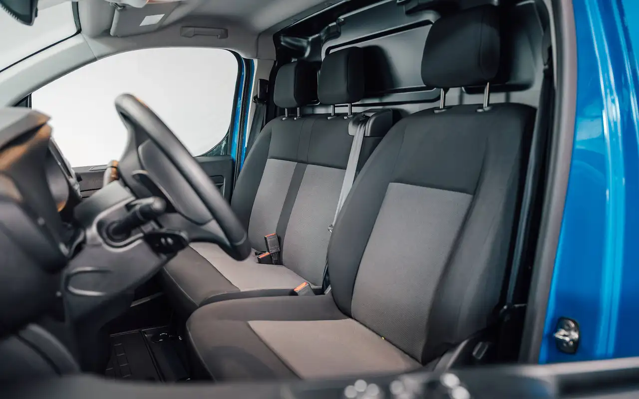Opel Vivaro - 12