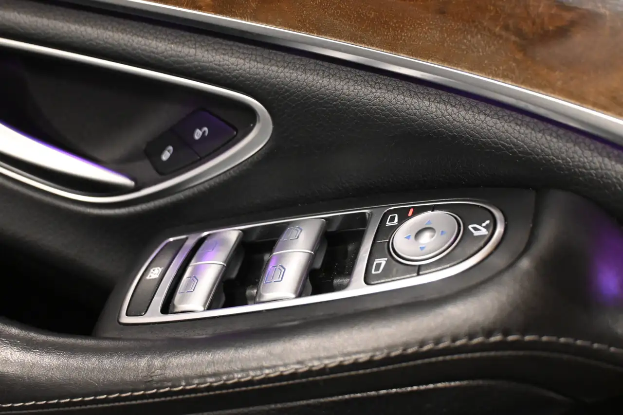 Mercedes-Benz S 500 - 12