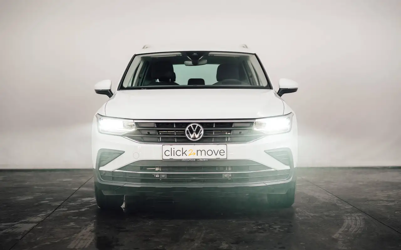 Volkswagen Tiguan - 4