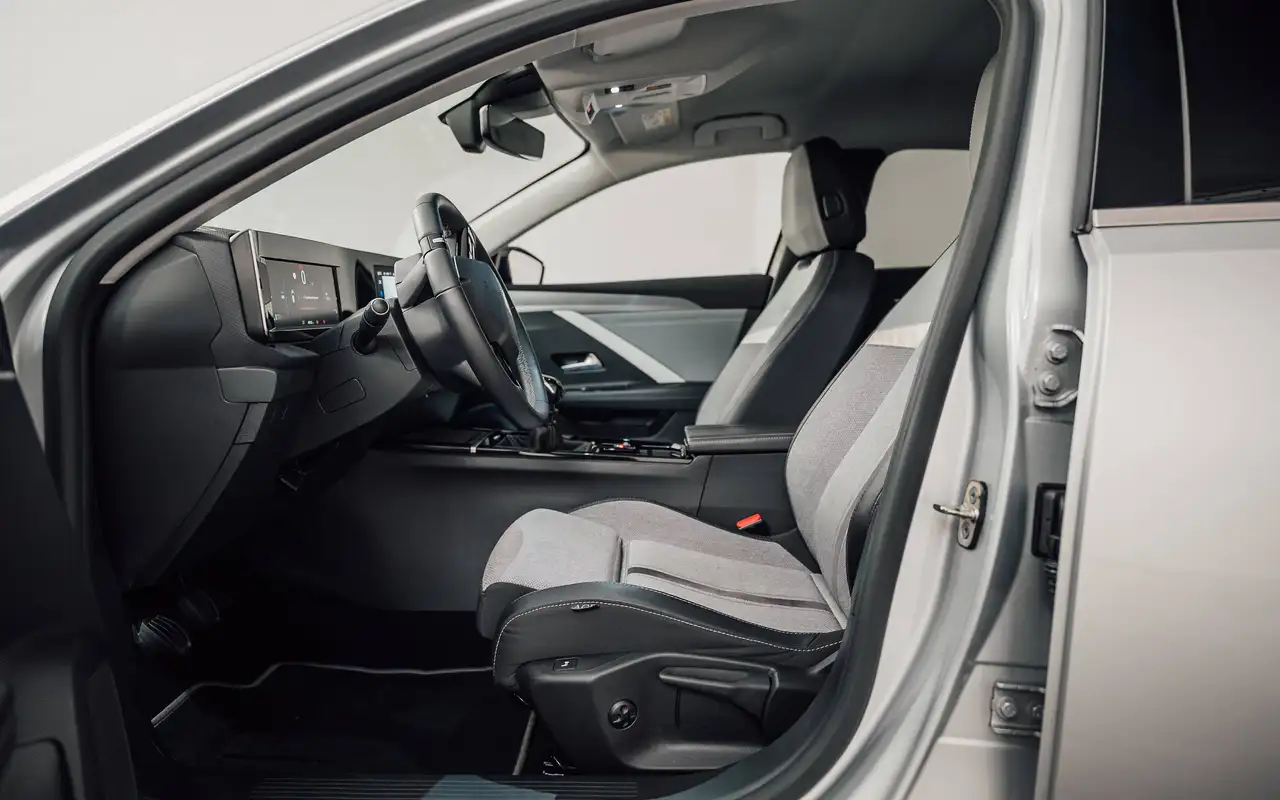 Opel Astra - 11